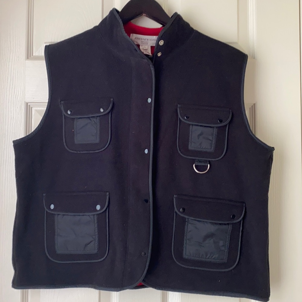 Jones NY Black Fleece Vest